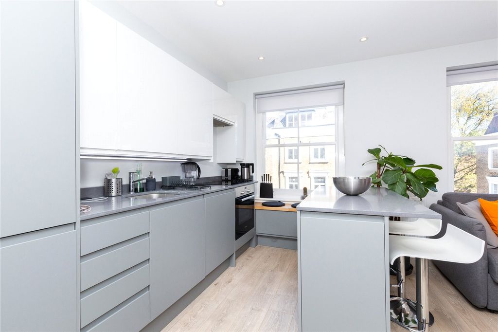 Property photo 2 of 11 Open Plan Living