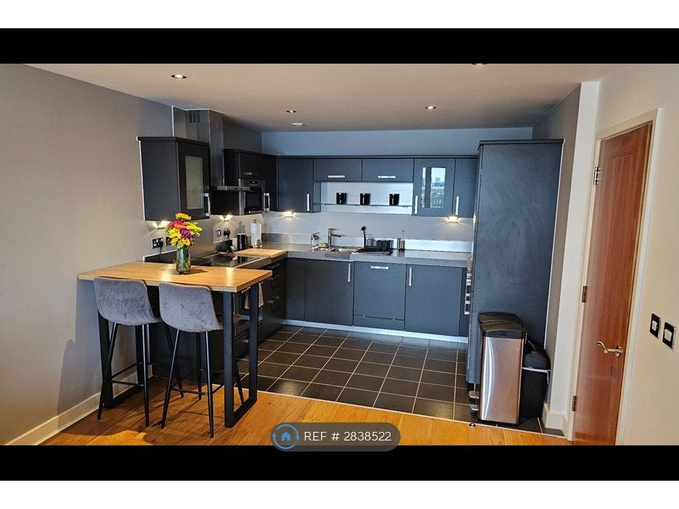 Property photo 3 of 22 Kitchen