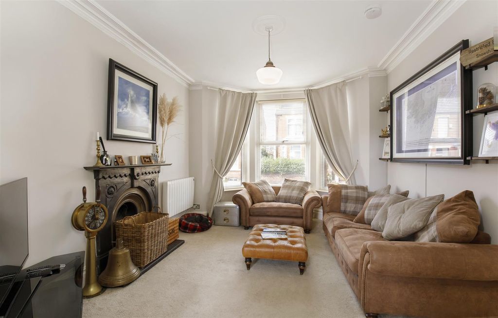 Property photo 2 of 40 Gb1_0010.Jpg