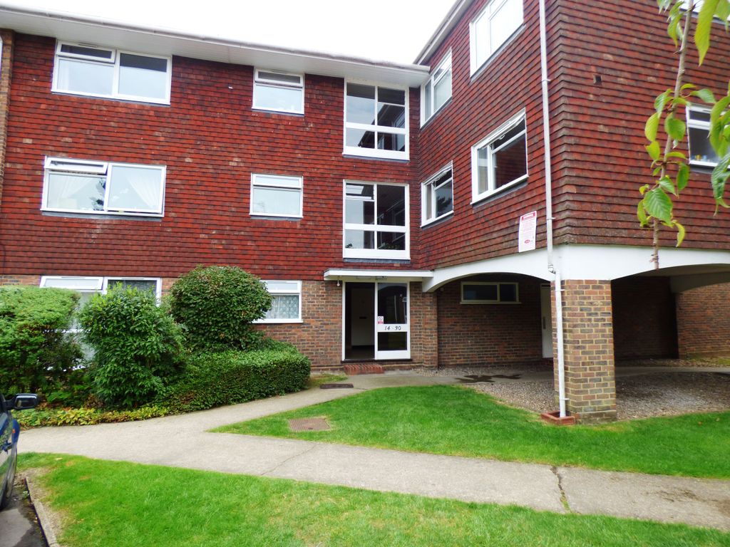 Property photo 1 of 8 Entrance