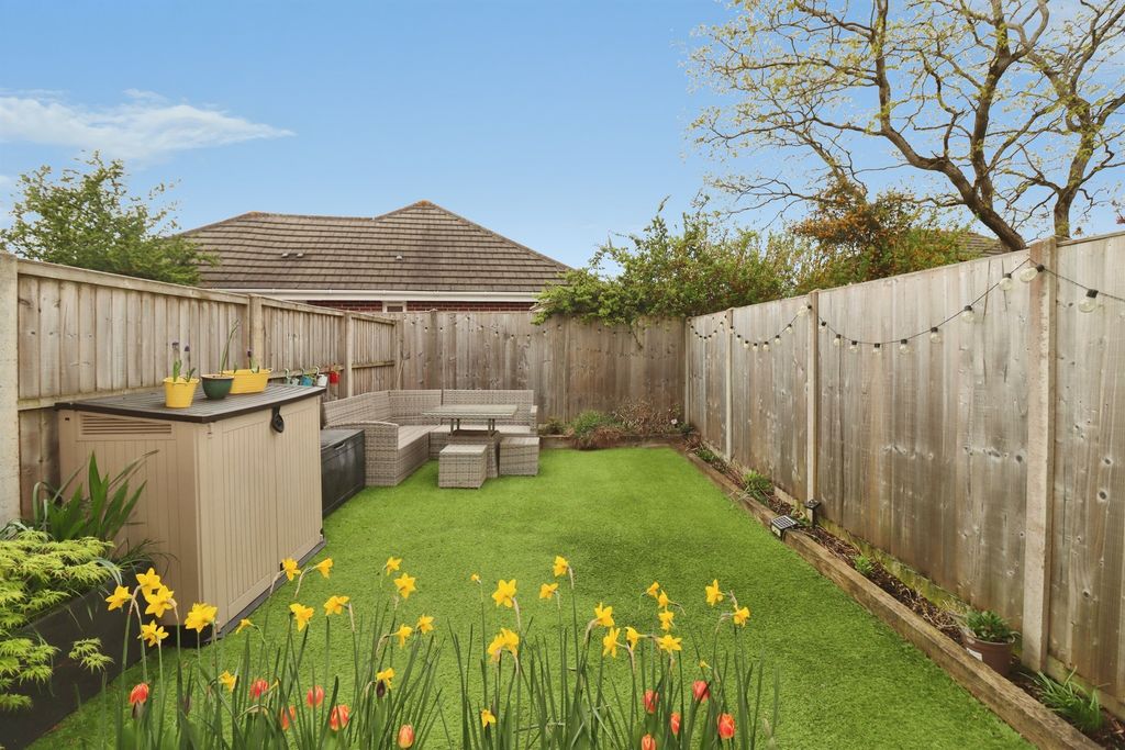 Property photo 3 of 18