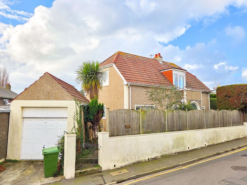 Property photo 1 of 20