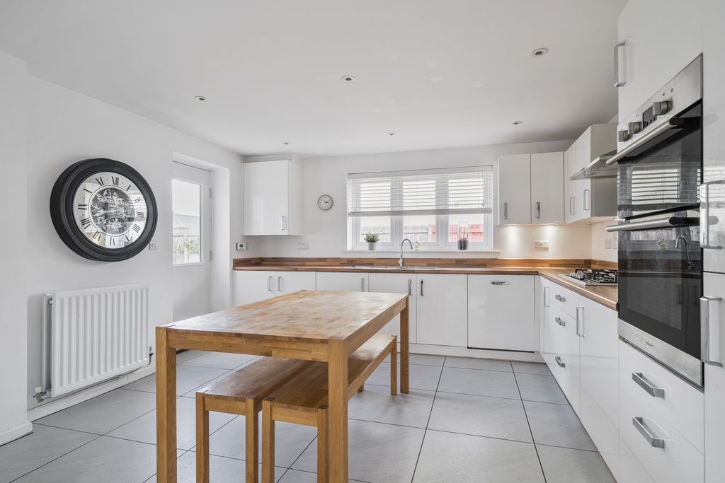 Property photo 2 of 21 1446187-6-69Dd3d274F458