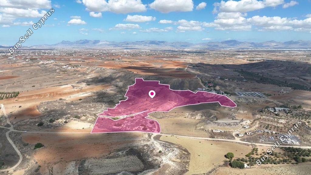 Property photo 1 of 4