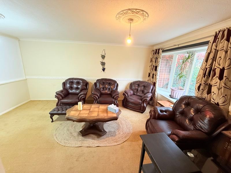 Property photo 2 of 7 Photo 8