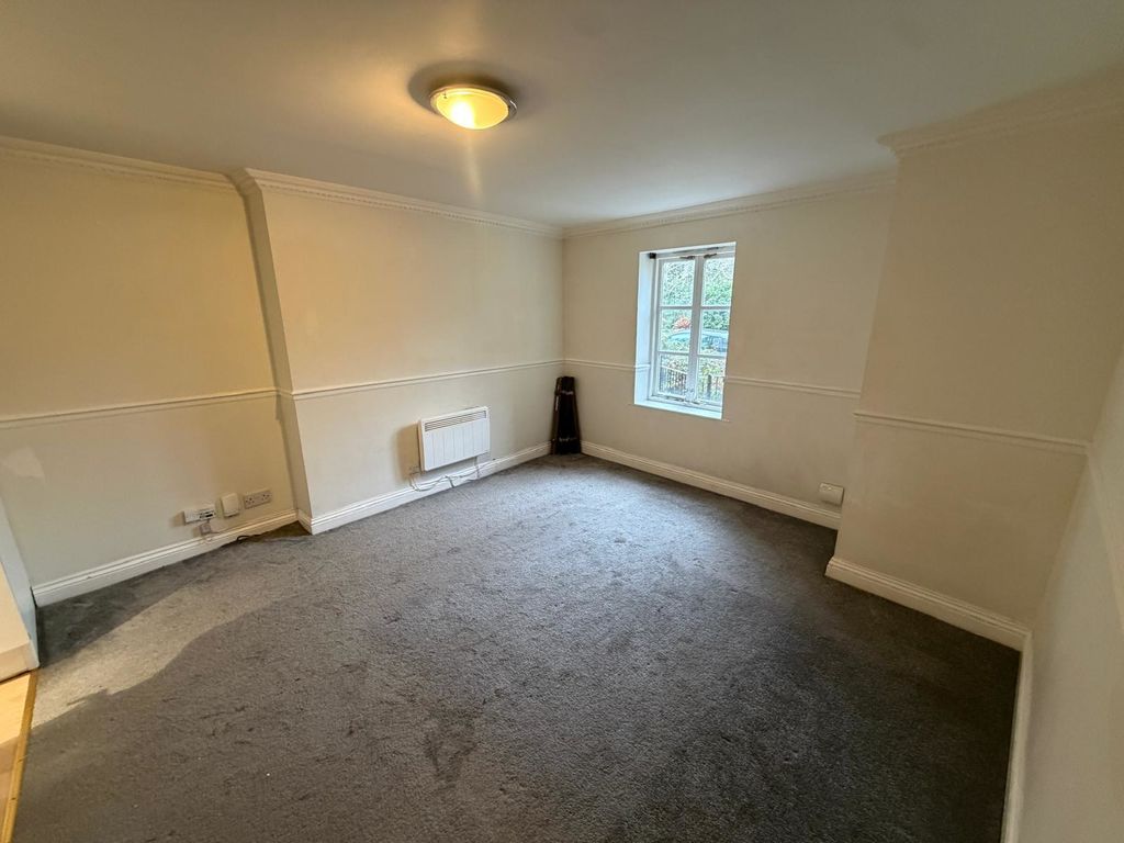 Property photo 2 of 5 Photo 3