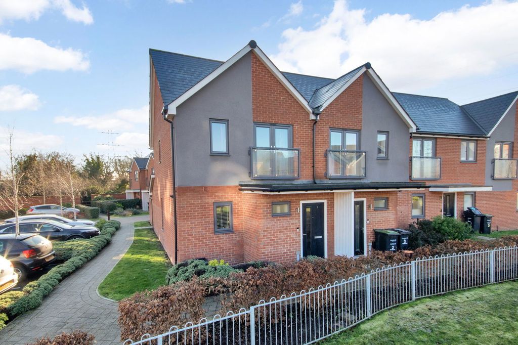 Property photo 1 of 14