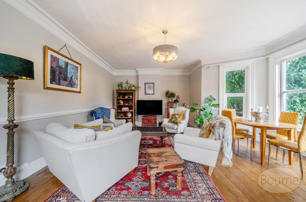 Property photo 2 of 24 45F56046-41Fb-41B...