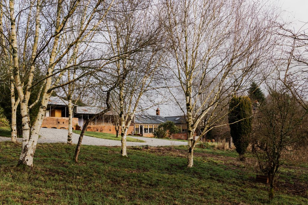 Property photo 2 of 33 325685 - Wg.Hr-60.Jpg