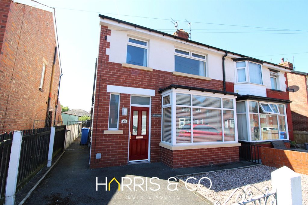 Property photo 1 of 14 Picture No. 04