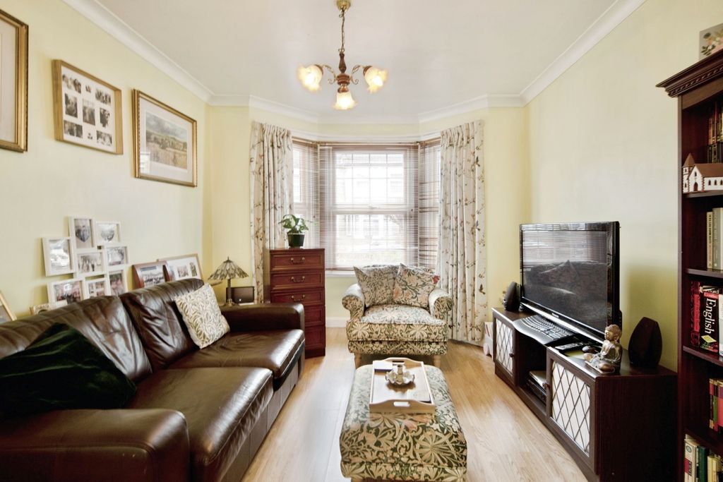 Property photo 2 of 23 Pbox-Img.Jpg