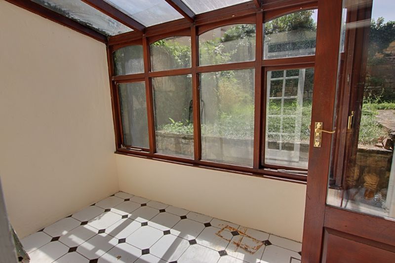 Property photo 3 of 9 Photo 9
