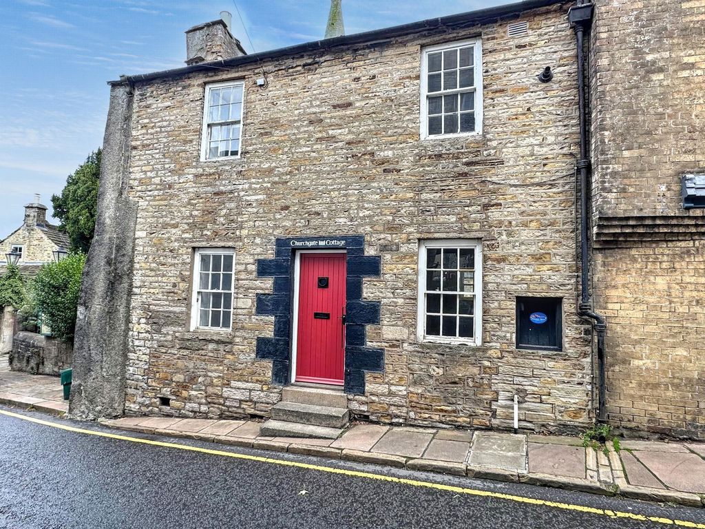 Property photo 1 of 14