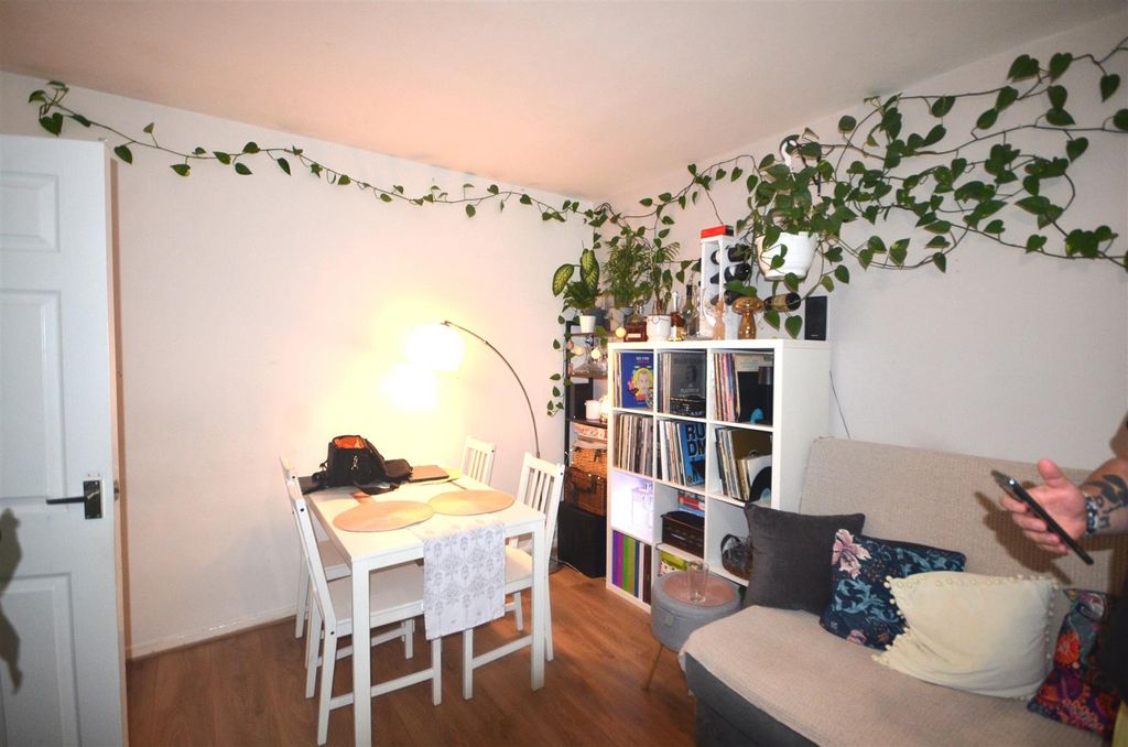 Property photo 3 of 9 Dsc_3599 Copy.Jpg