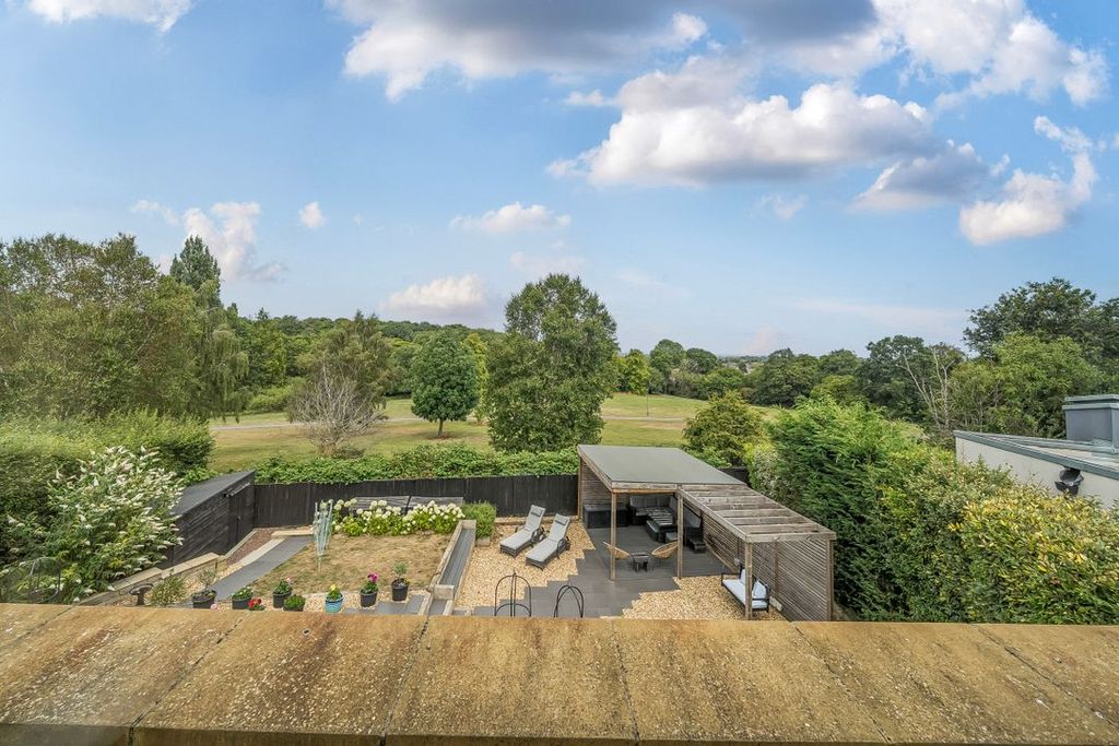 Property photo 2 of 22 133048422688787A91B165