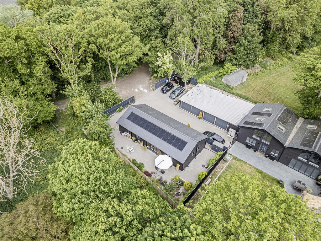 Property photo 1 of 28 L J Imaging-27.Jpg