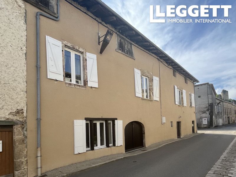 Property photo 1 of 10