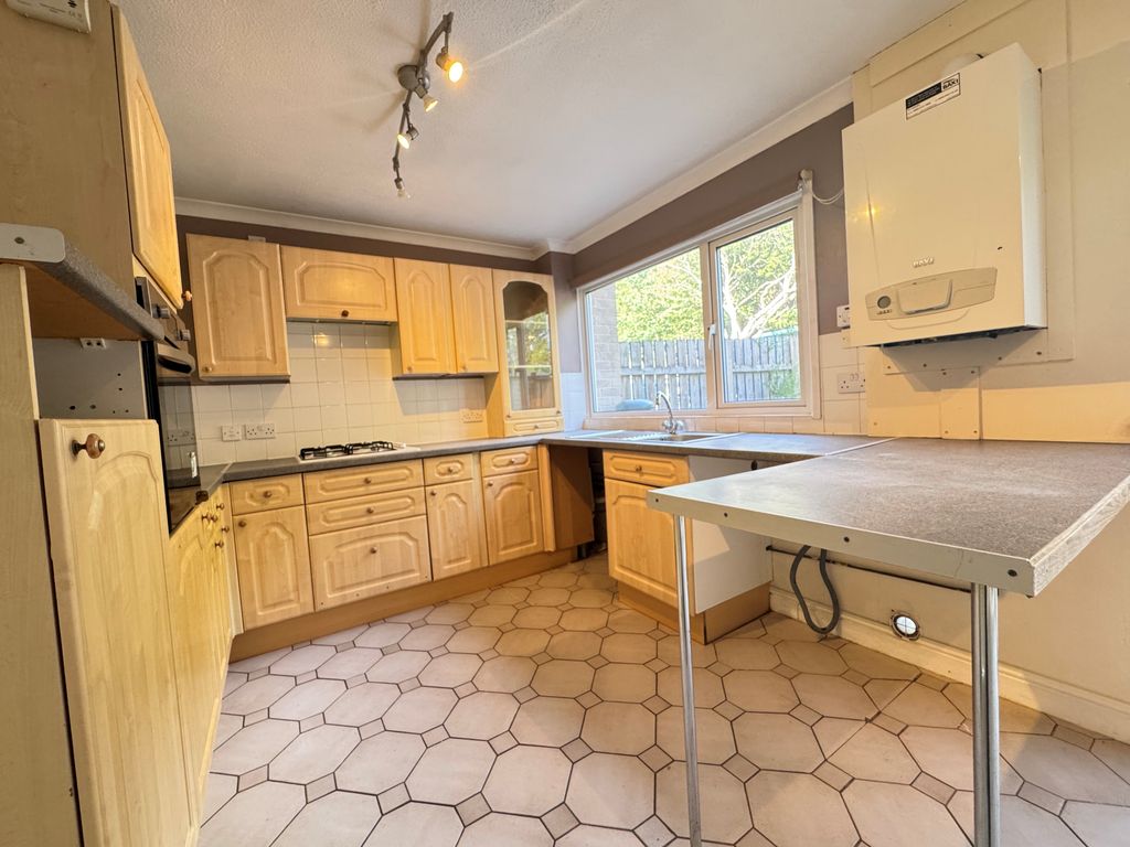 Property photo 3 of 15