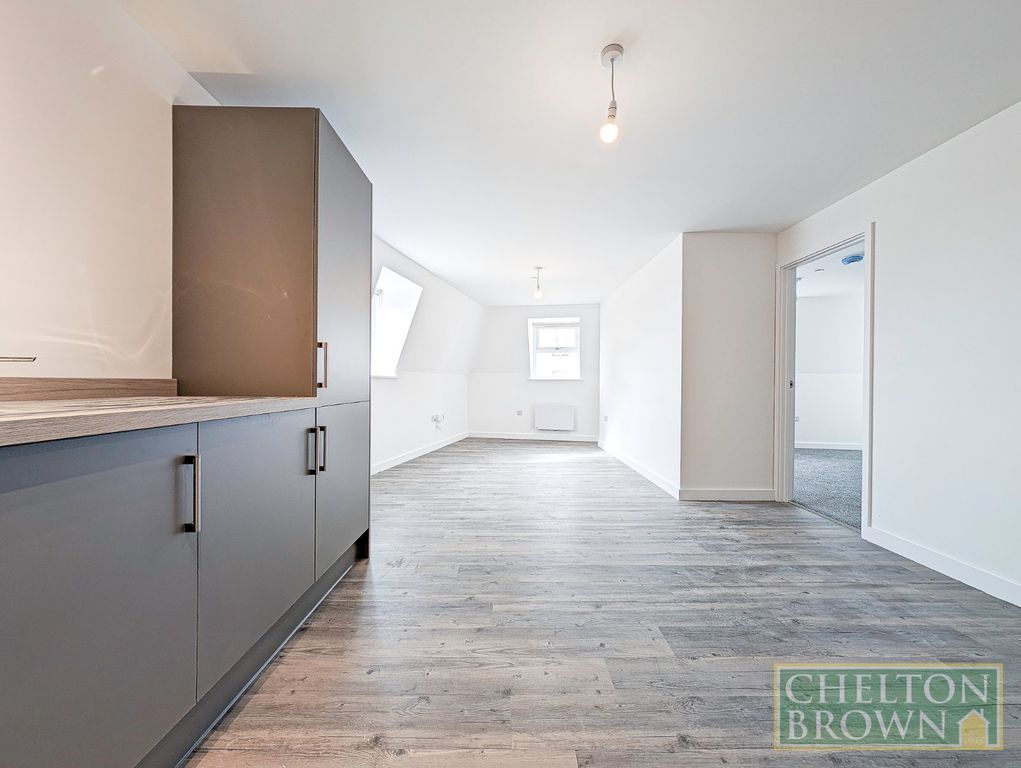 Property photo 2 of 17 Kitchen/Living Room