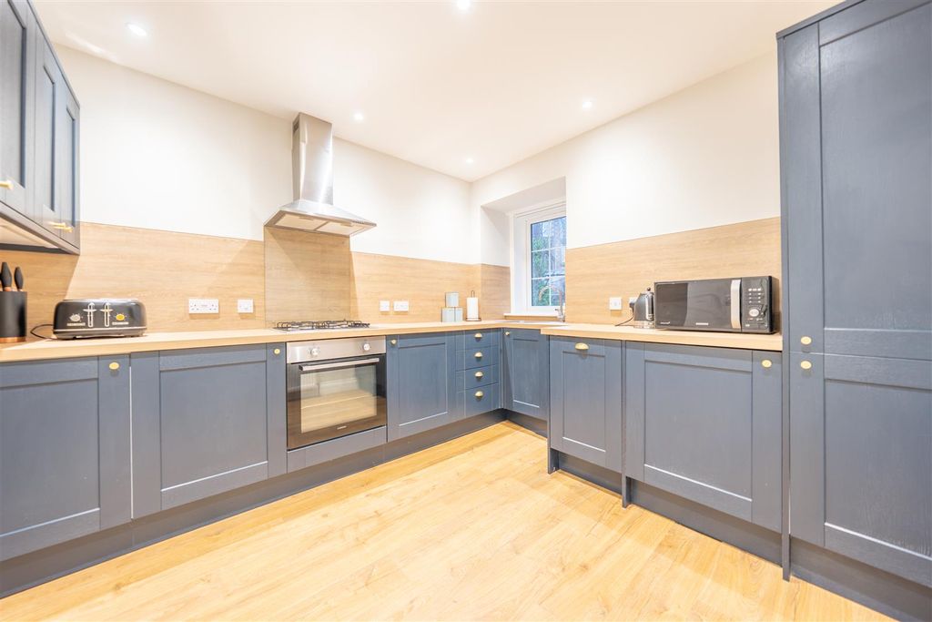 Property photo 1 of 20 King Street-6.Jpg