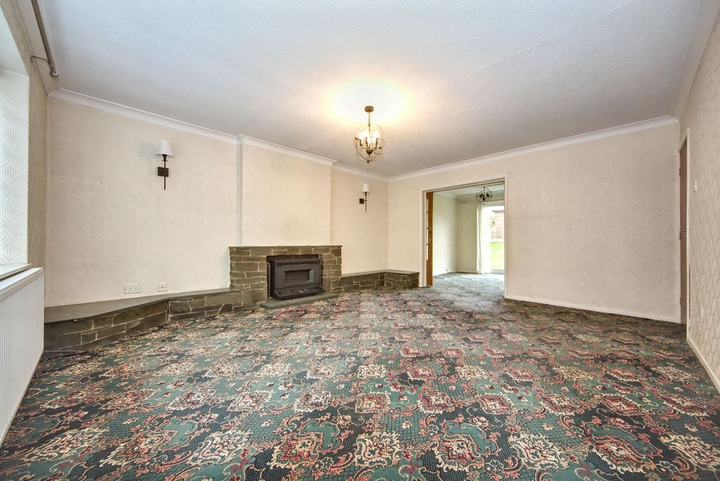 Property photo 2 of 24