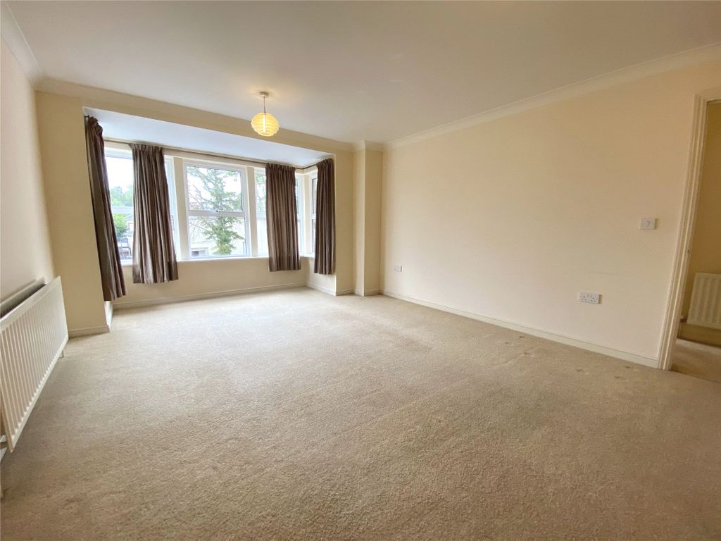 Property photo 2 of 6 Picture No. 12