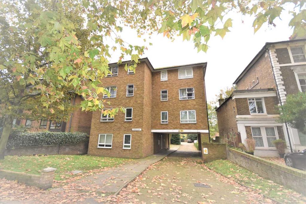 Property photo 2 of 10