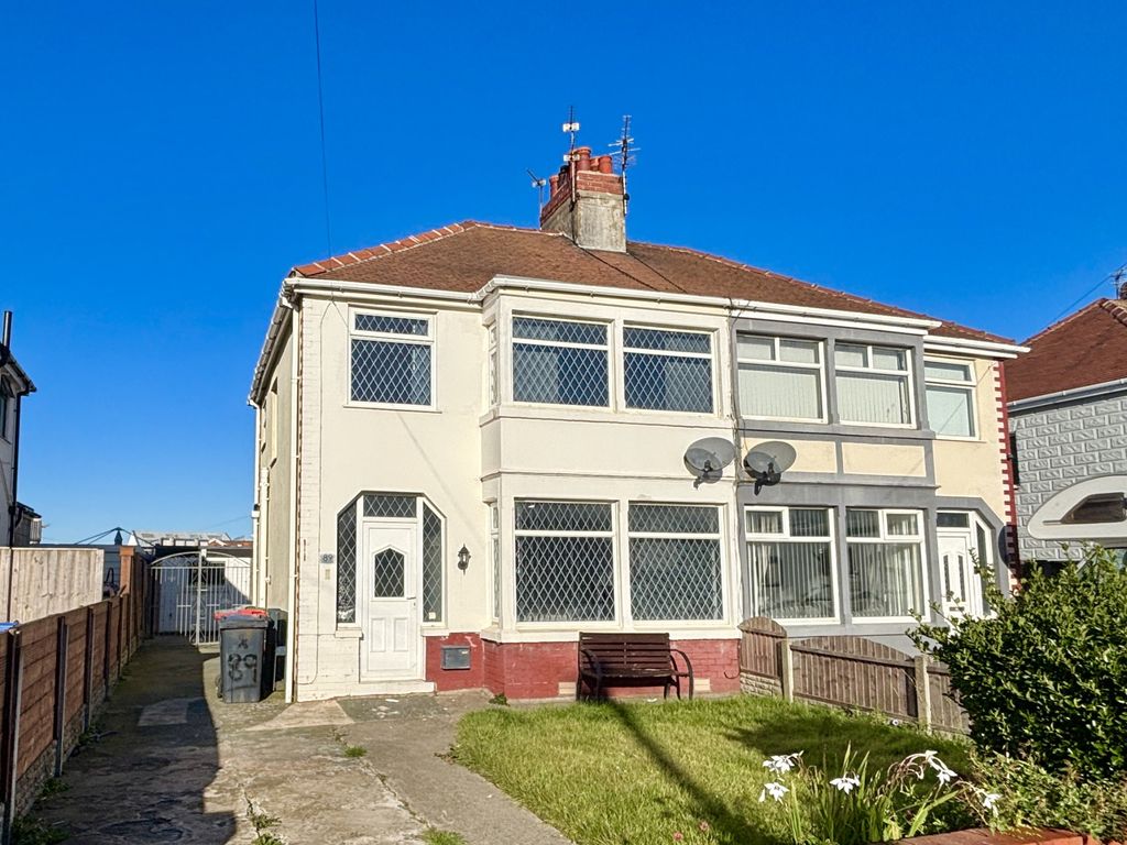 Property photo 1 of 27