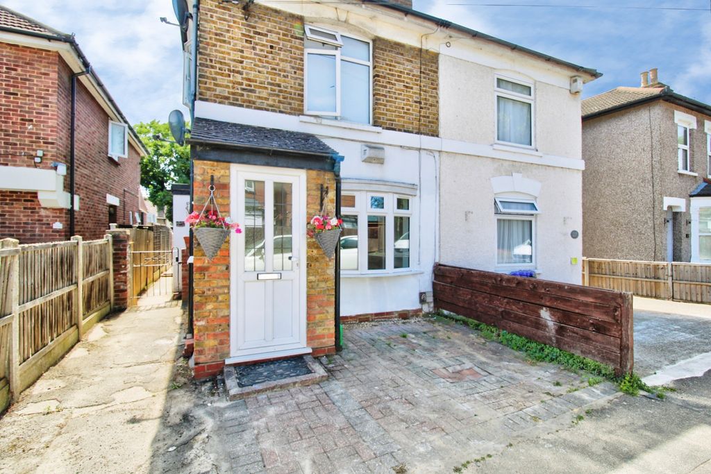 Property photo 1 of 15 17