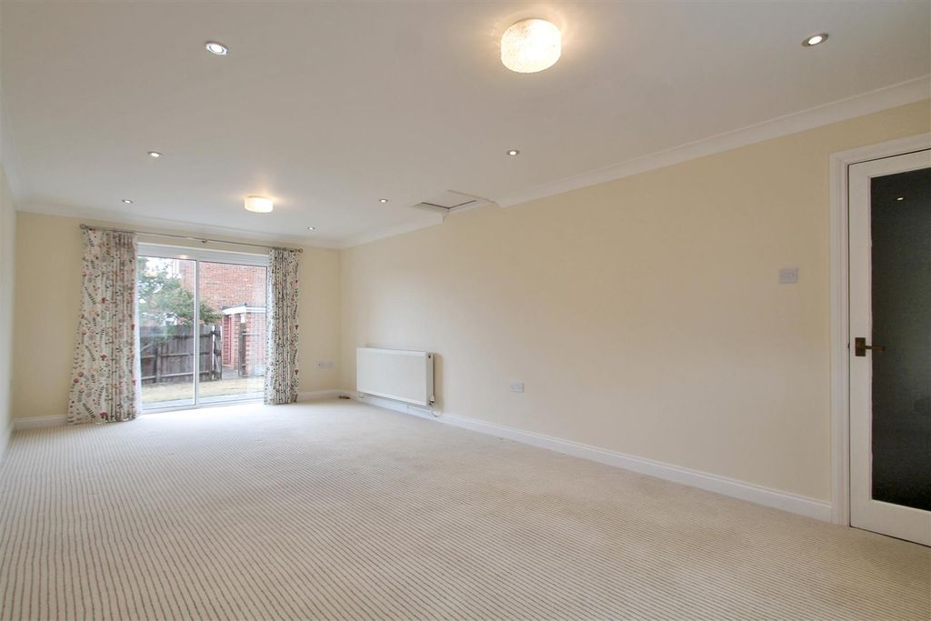 Property photo 2 of 23 Img_0897.Jpg