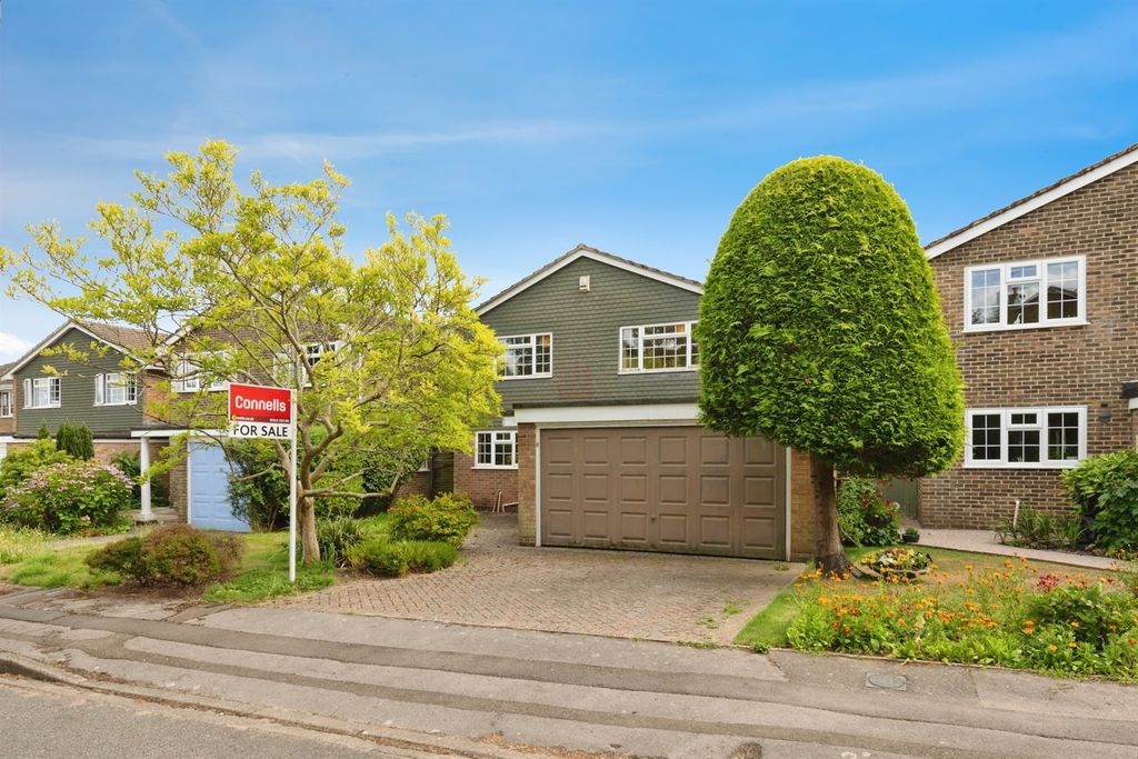Property photo 1 of 17