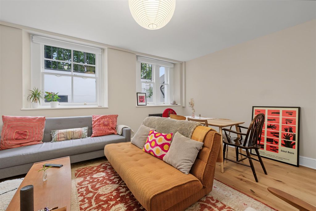 Property photo 3 of 15 Park House N5-No Watermark-8.Jpg