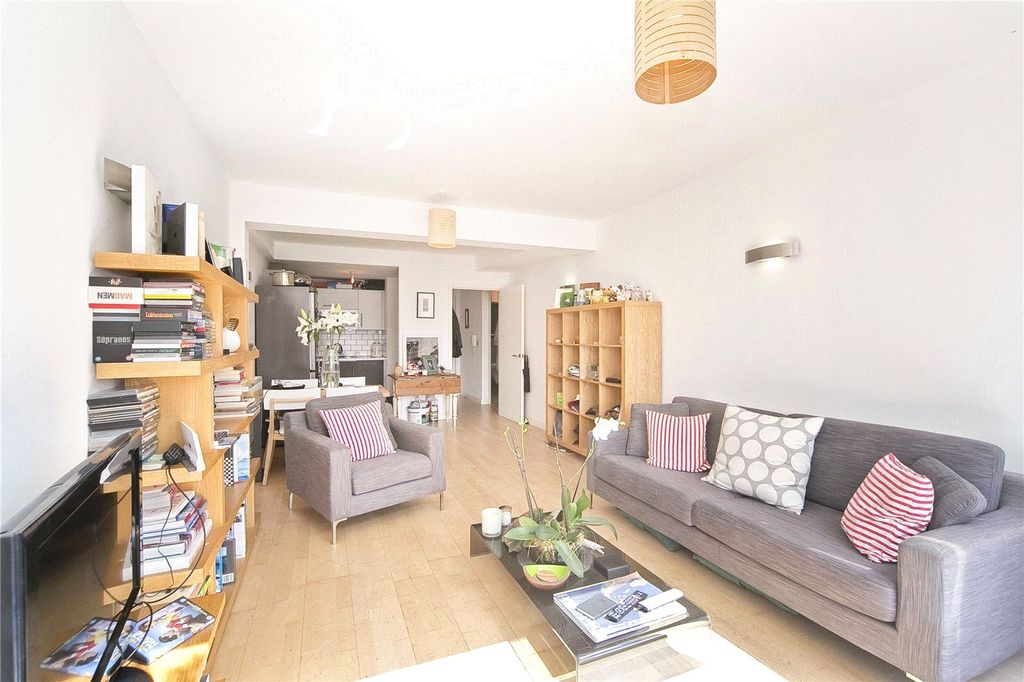 Property photo 2 of 14 Picture No. 08
