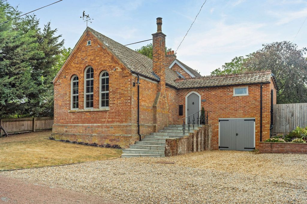 Property photo 2 of 20 Picture No. 02