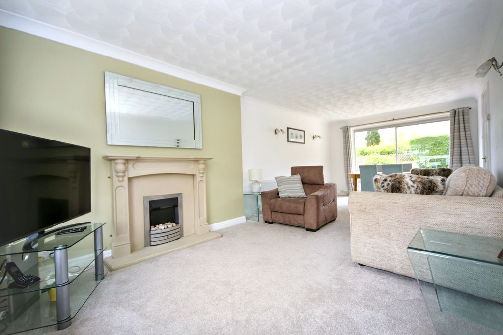 Property photo 2 of 19
