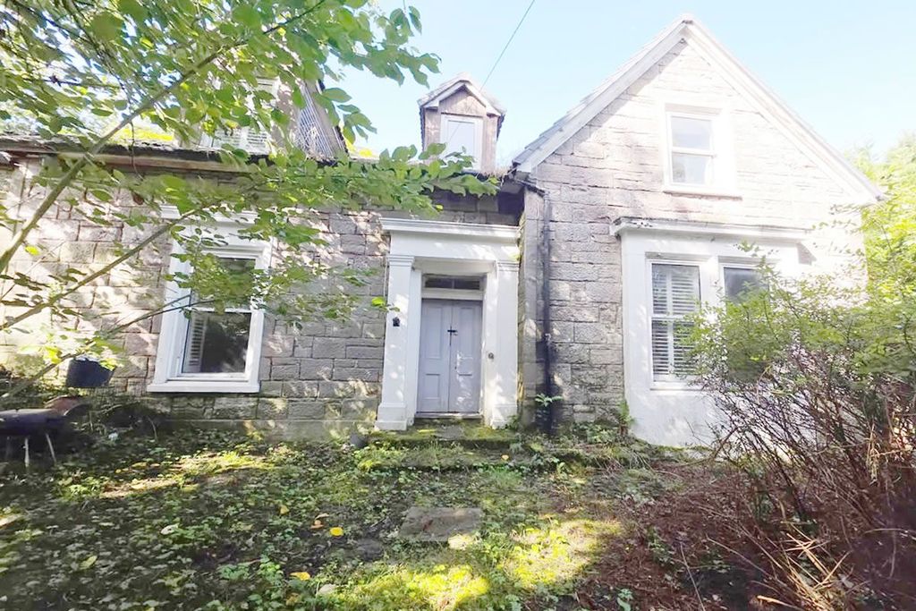 Property photo 1 of 9