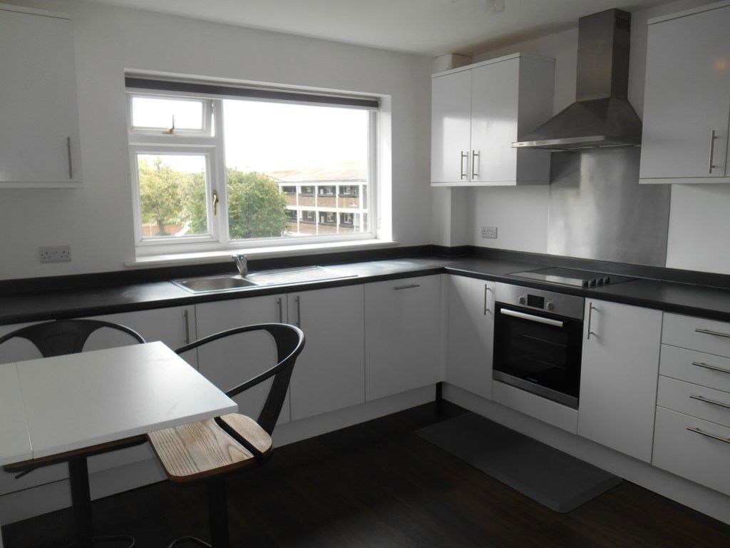 Property photo 2 of 9
