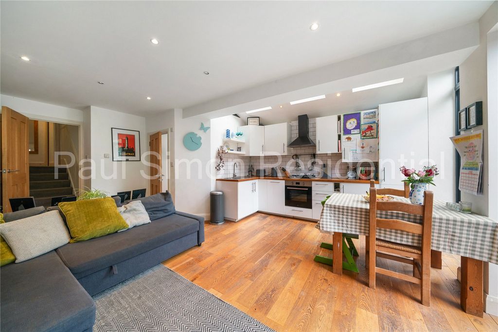 Property photo 1 of 12 Picture No. 04