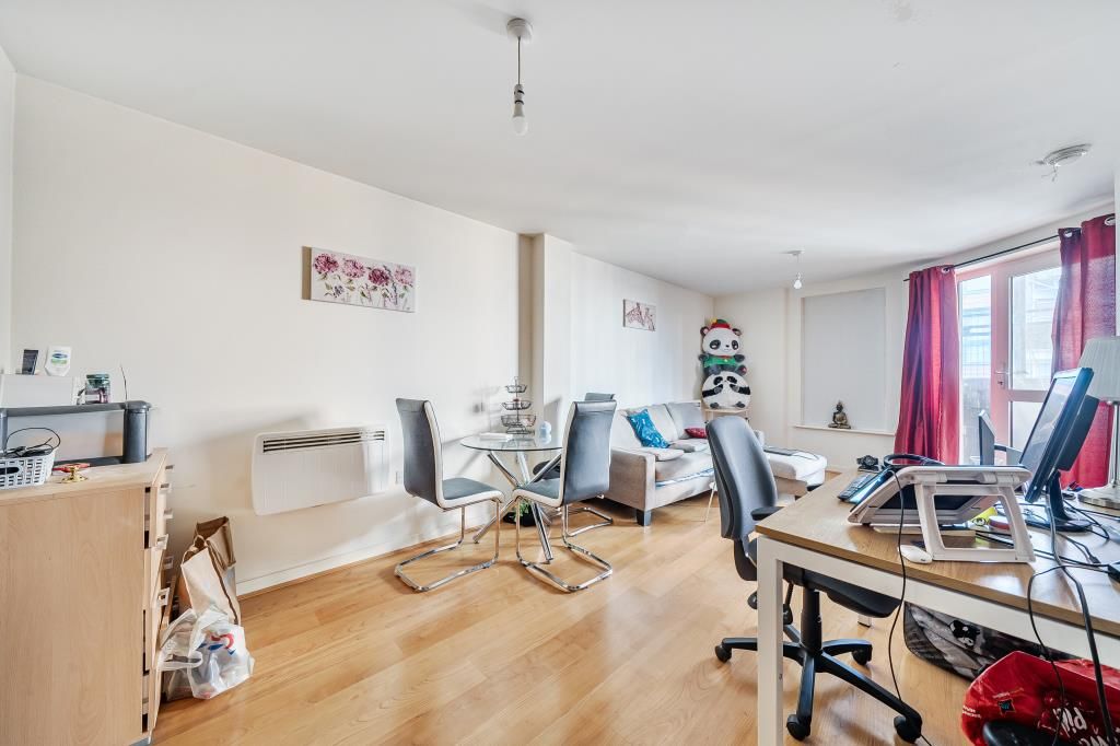 Property photo 3 of 19 Reception