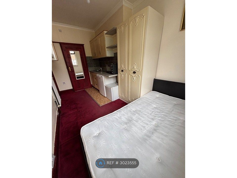 Property photo 2 of 3