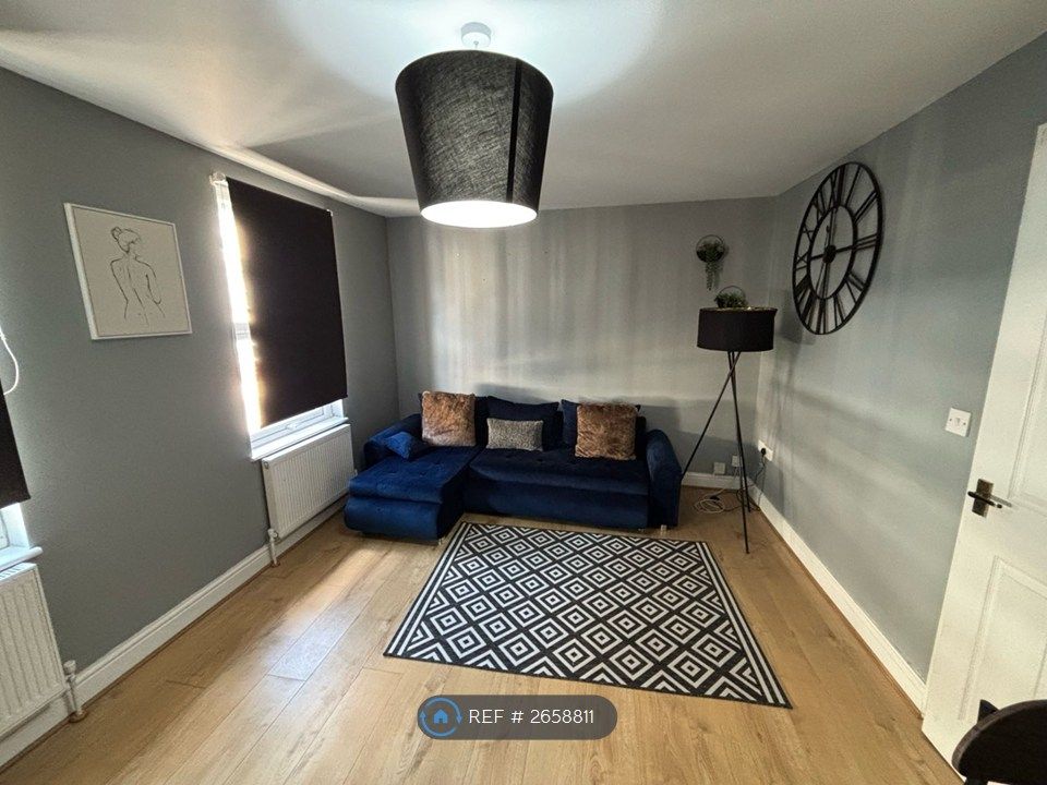 Property photo 1 of 6 Lounge