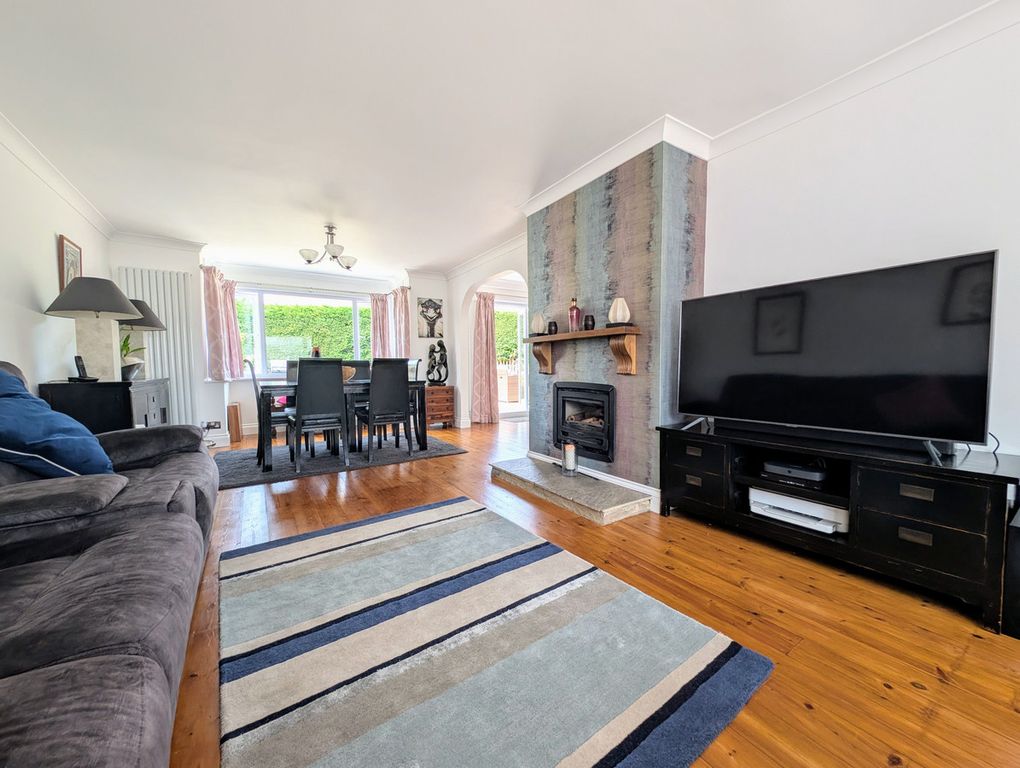 Property photo 2 of 44
