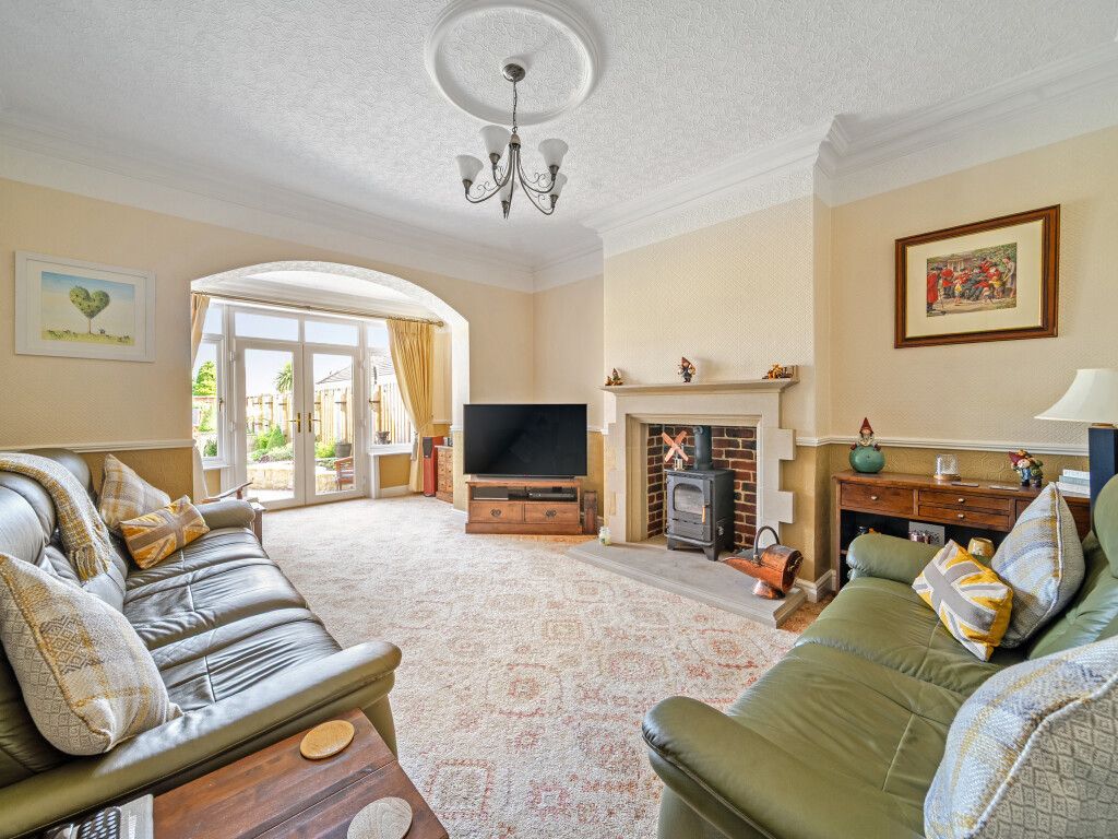 Property photo 2 of 21 1467112-13-6A170F...