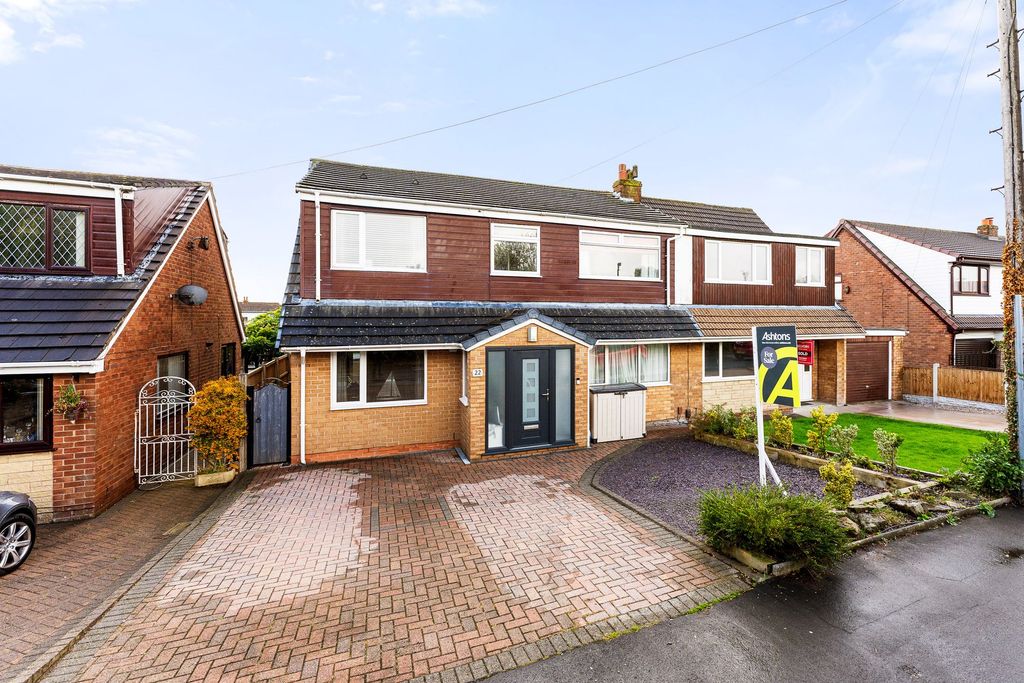 Property photo 1 of 37