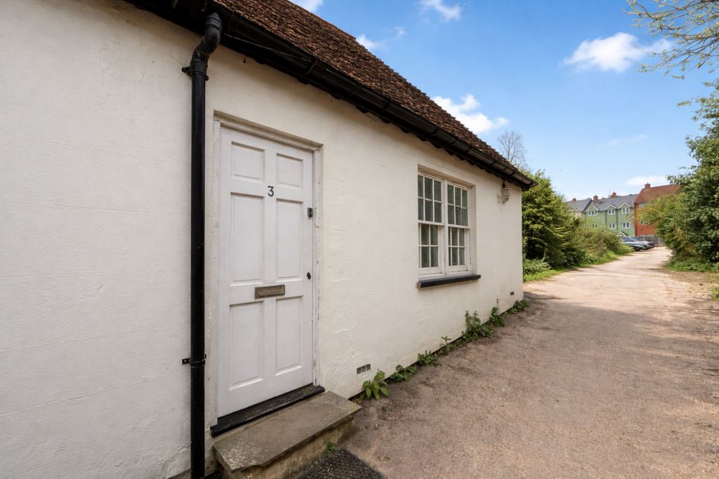 Property photo 1 of 8 027612C2-185E-46C1-Ab9E-2Bf54540F26D-1