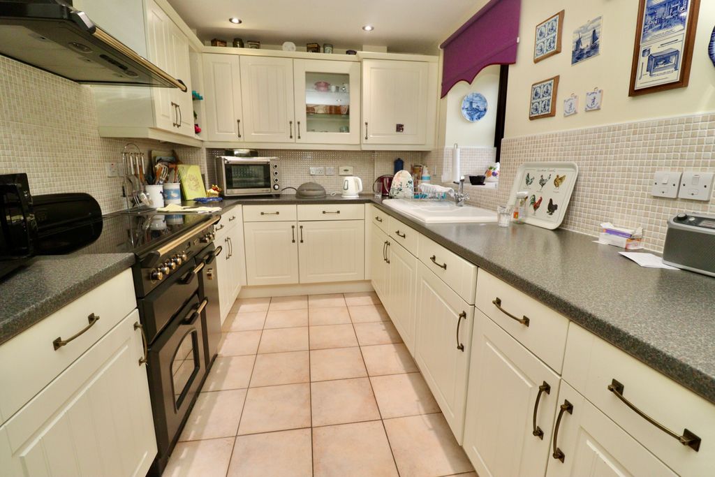 Property photo 2 of 20 Img_6091