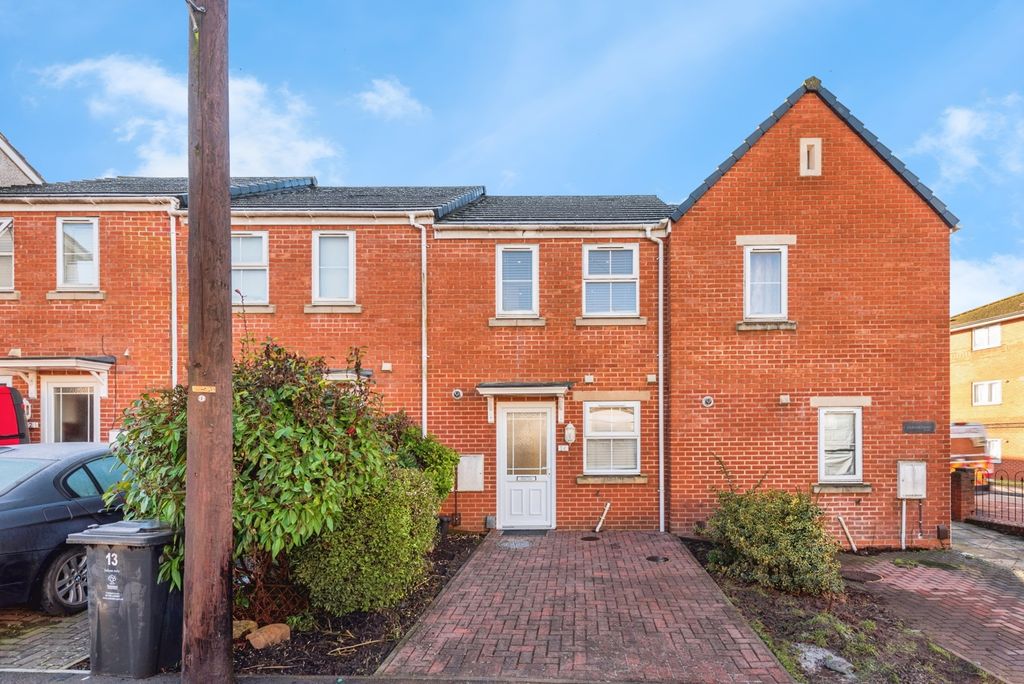 Property photo 1 of 18 Pbox-Img.Jpg