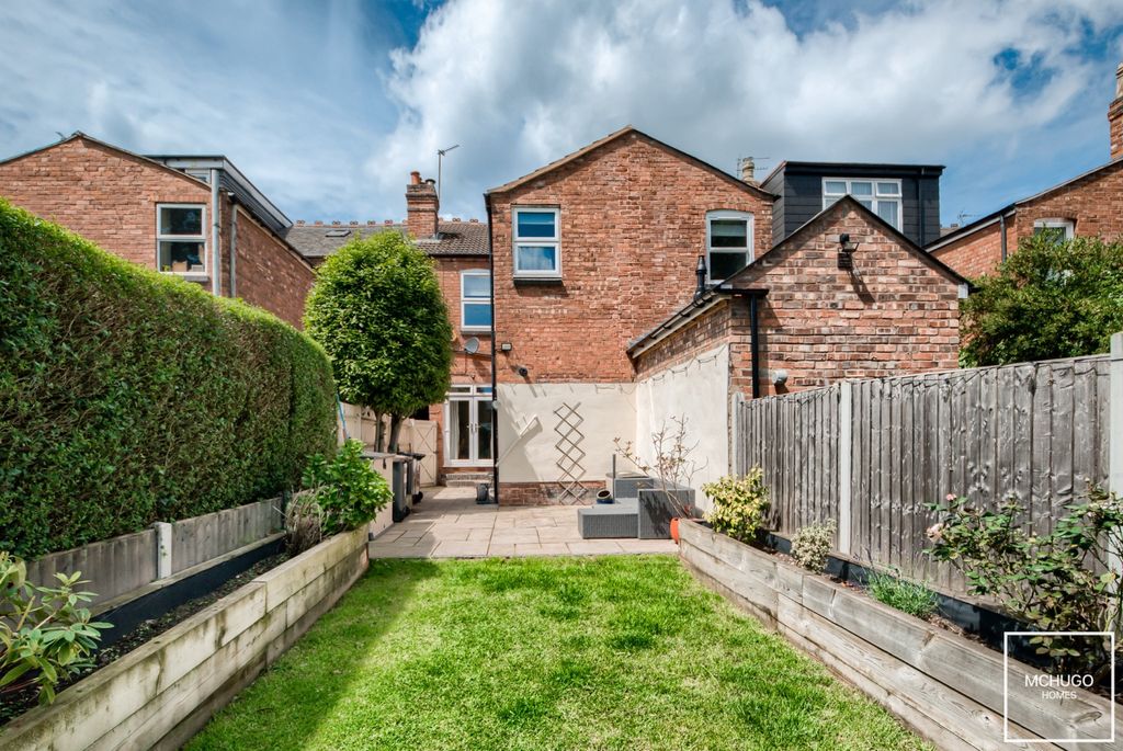 Property photo 2 of 17 Xh2A1639-Hdr(3)-2