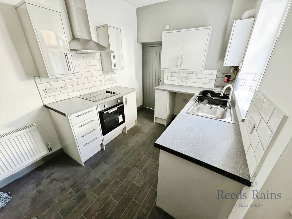 Property photo 2 of 6 Pbox-Img.Jpg