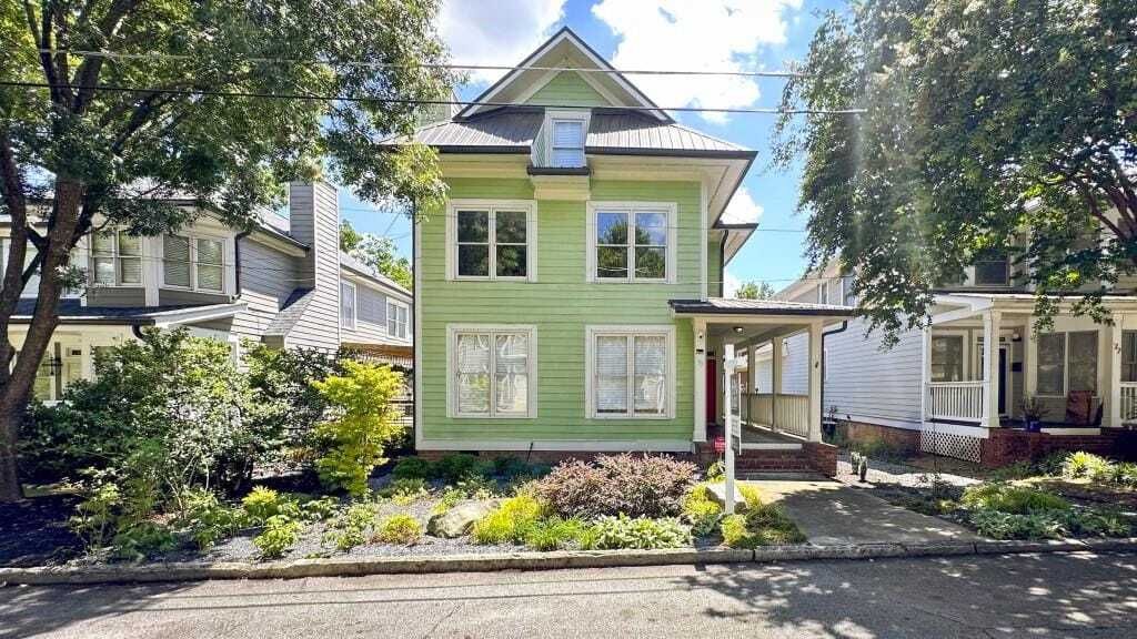 Property photo 1 of 31